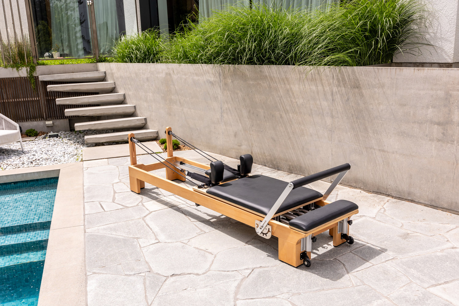 Pioneer Pilates PP-09 Reformer