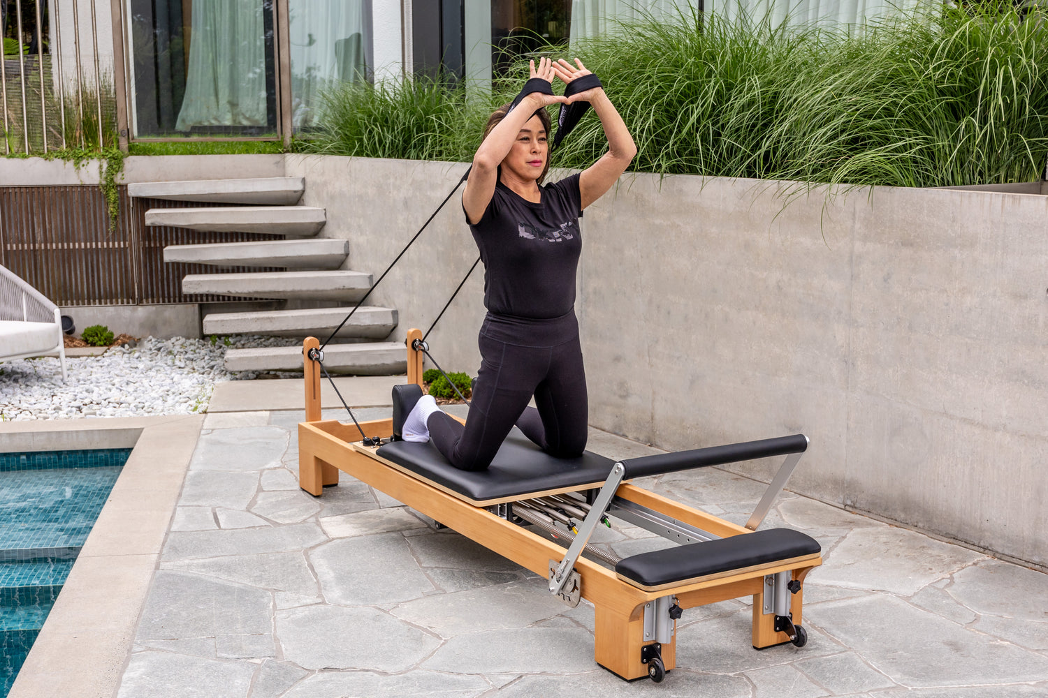 Pioneer Pilates PP-09 Reformer